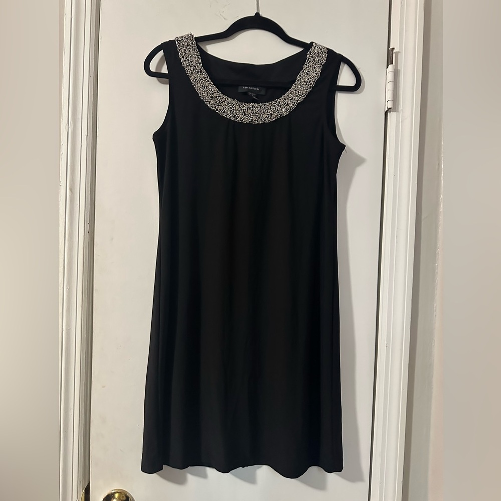 R&M Richards Elegant Black Sleeveless Dress